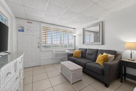 14401 Front Beach Road