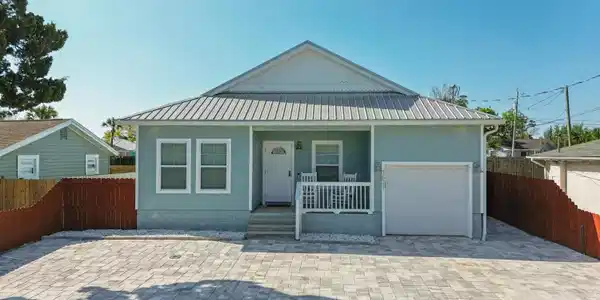 3621 Biltmore Drive