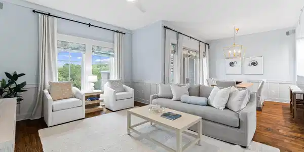 Image 2: Living Area