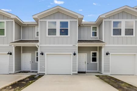 1004 McLaren Circle