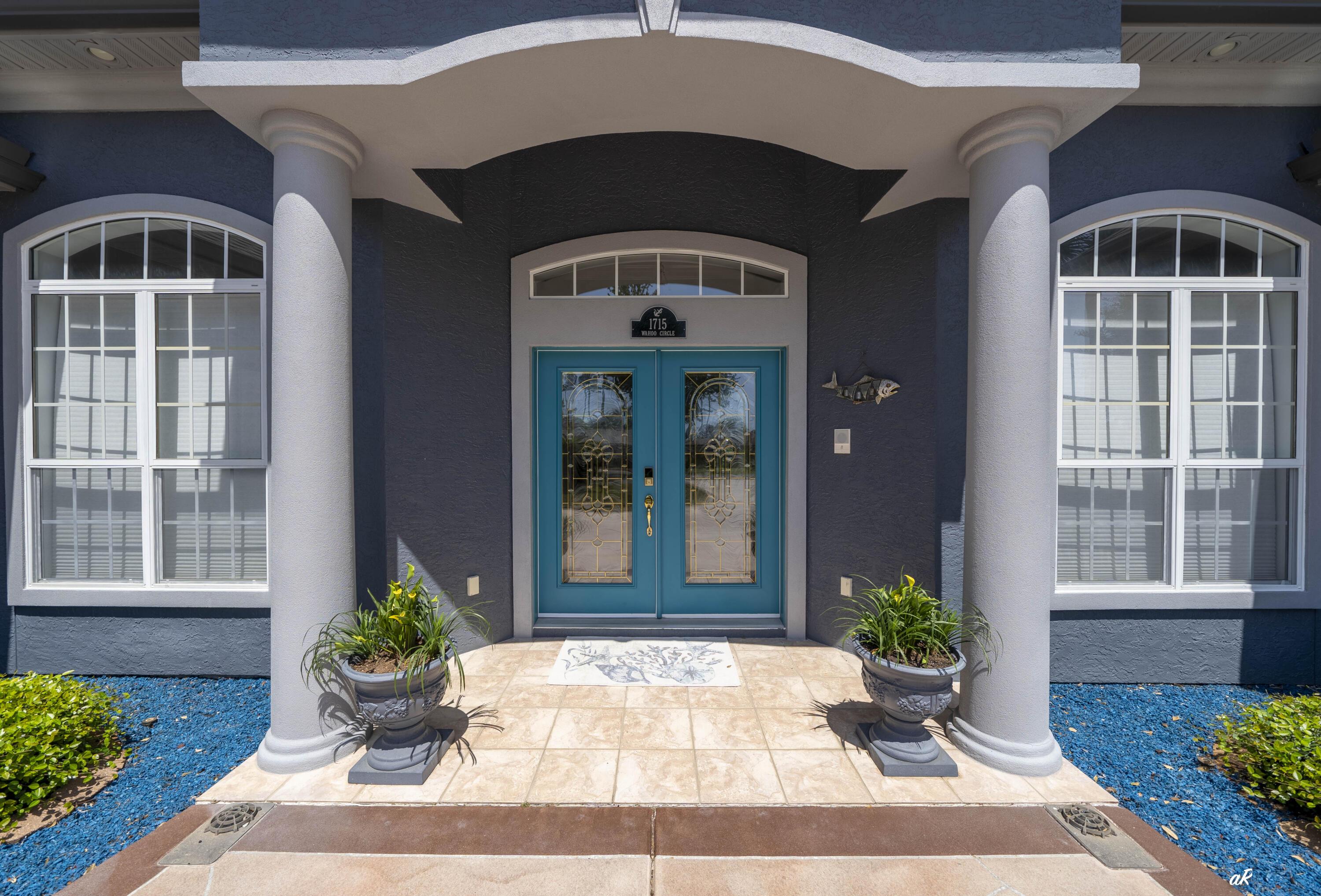 Image 2: Front Entry