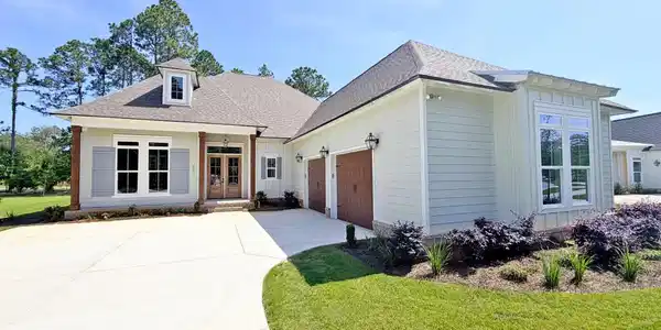 113 E Perseverance Point