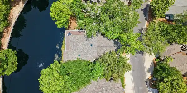 Image 2: 8857 Baypine Dr