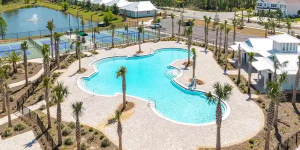 Image 2: pool