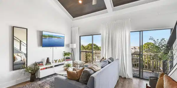 Image 2: web_303 at 145 Beachfront _11