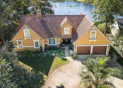 326 Oaklake Lane