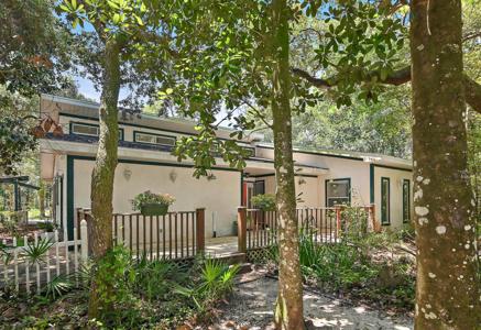 20 Adair Lane