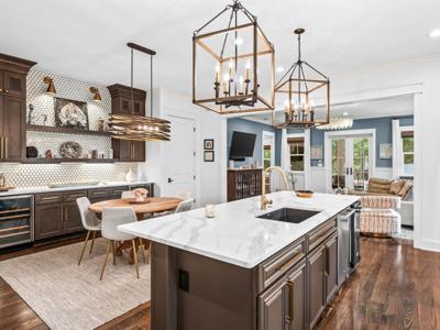 265 Artesian Way