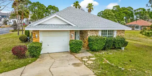 33 Mandevilla Lane