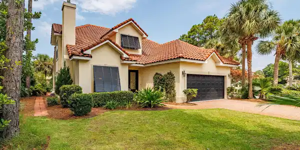 33 Cobalt Lane