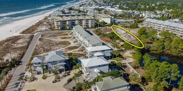 .6 acres Beachfront Trail