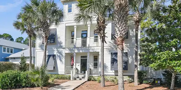 348 Lakewood Drive