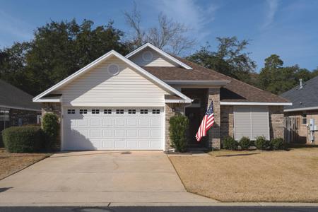 4172 White Tail Circle
