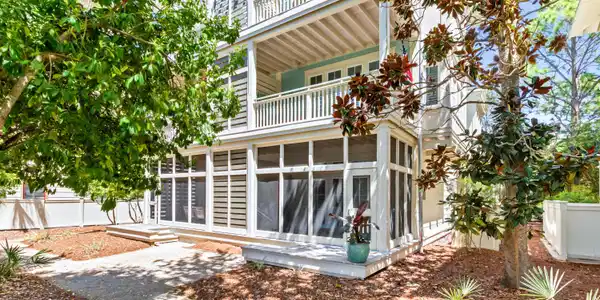 1660 E County Highway 30A