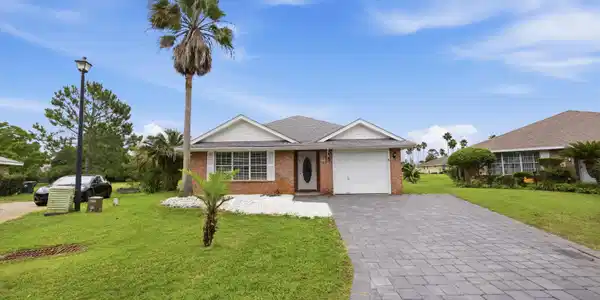 43 Mandevilla Lane
