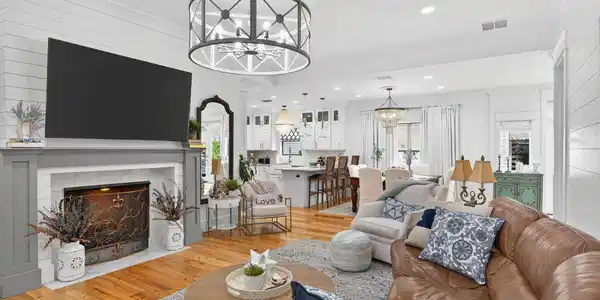 1239 Deerwood Drive