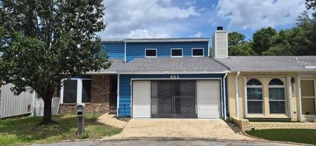 803 Holbrook Circle