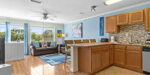 Image 2: Kitchen/Dining/Living Area