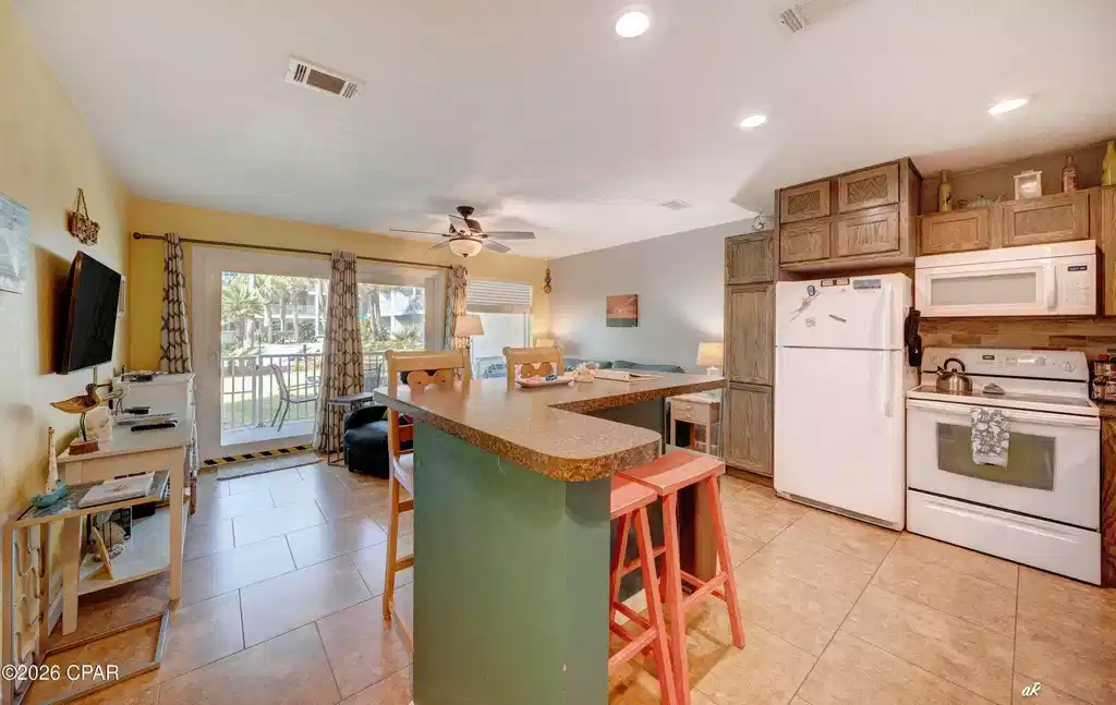 Image 1: Kitchen