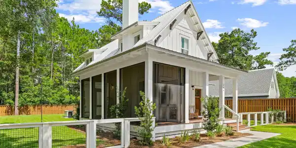 Image 3: 3-web-or-mls-PANHANDLE - 264 BAYOU CIR -