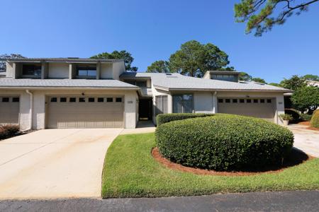 1208 Oakmont Drive