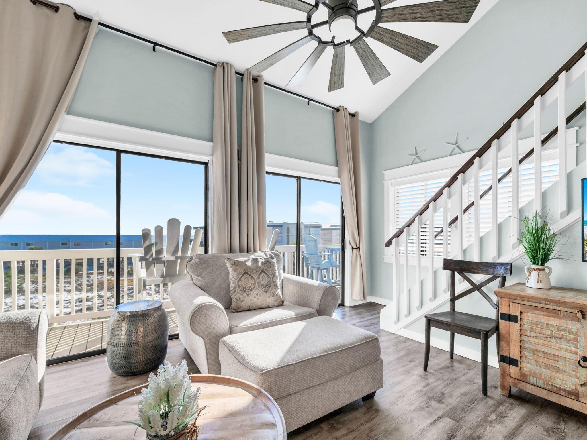 Image 3: Beachfront II 307A