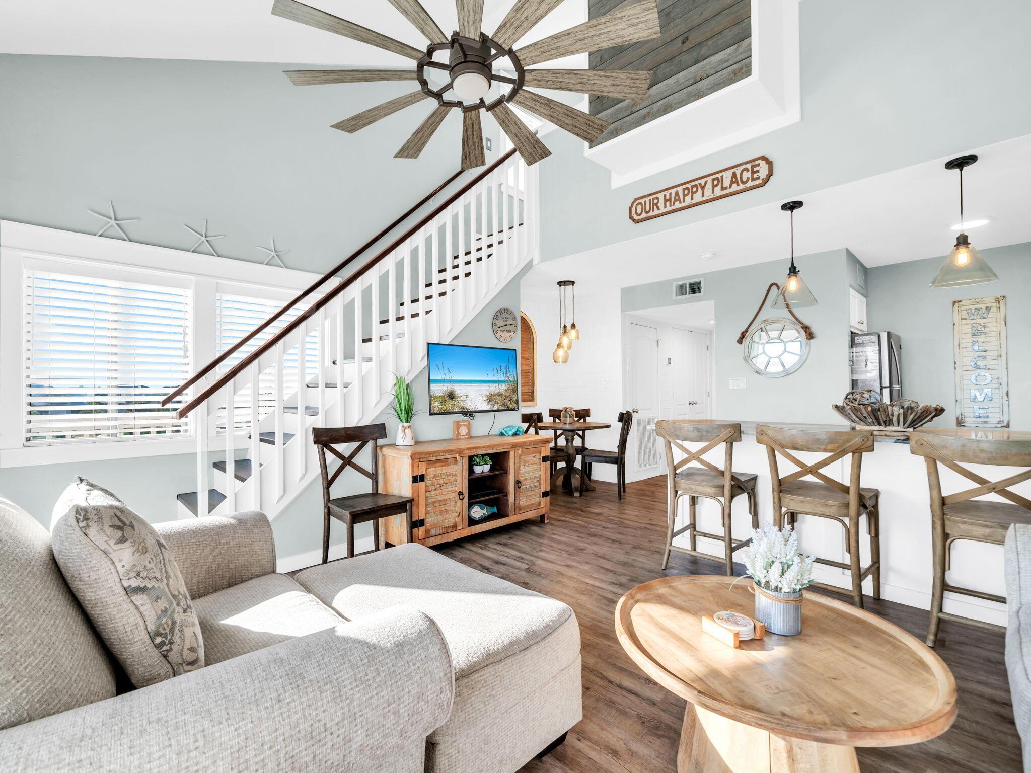 Image 4: Beachfront II 307A