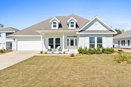 172 Hammock Oaks Boulevard