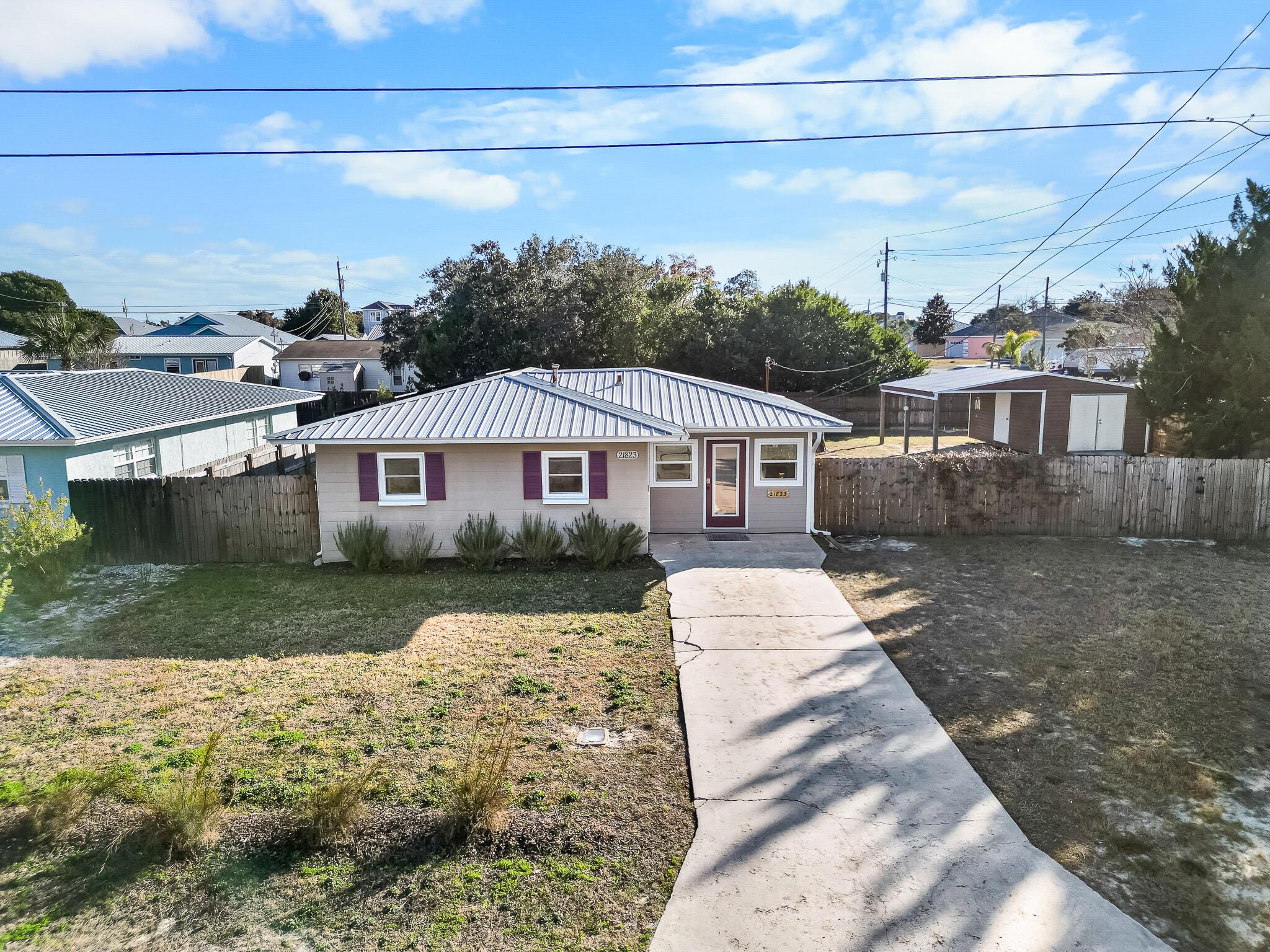 Image 1: 21823 Marlin Avenue