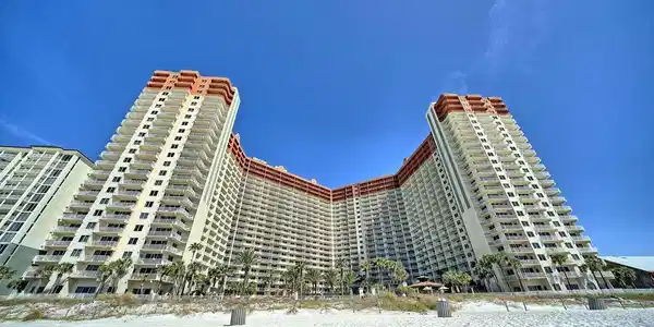 Image 2: Shore of Panama