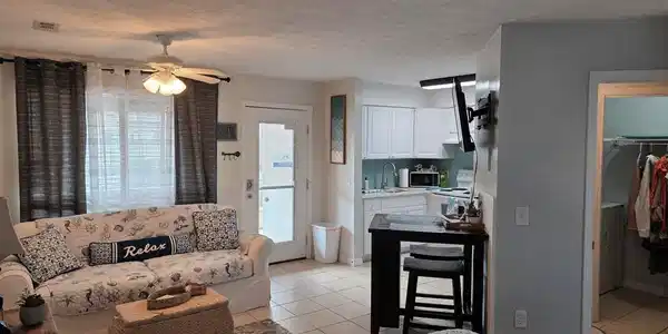 4114 Holiday Drive
