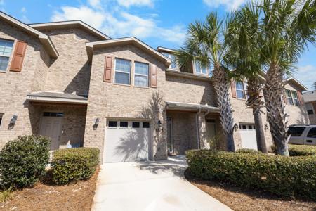 8808 Brown Pelican Circle