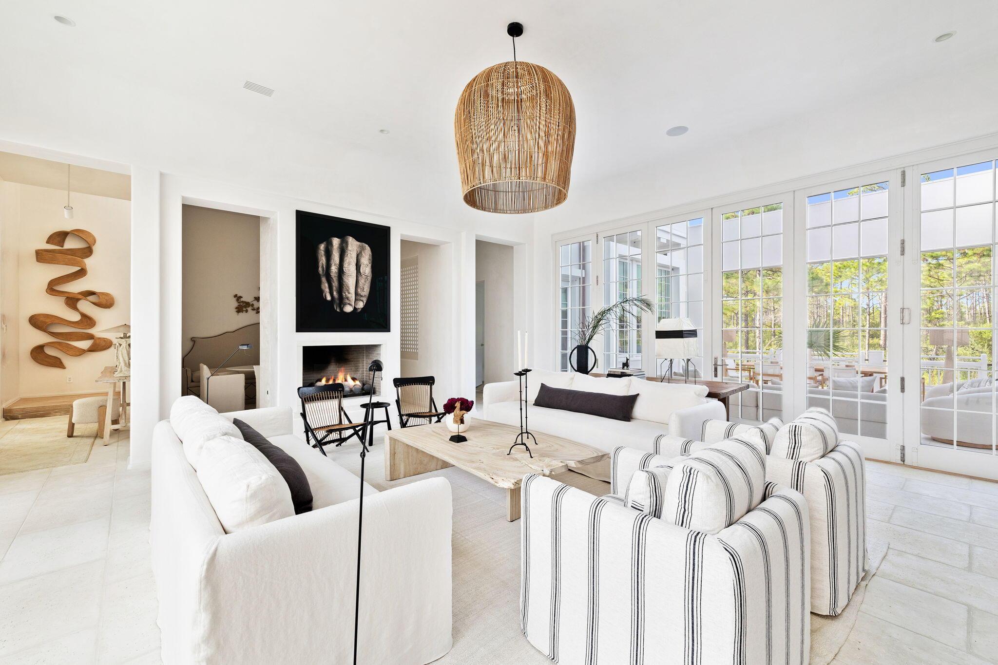 Image 3: Array_53PorticoAve-64