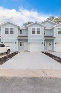 1028 McLaren Circle