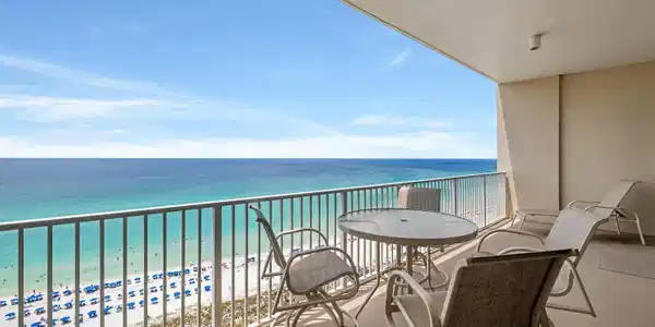 550 Tops L Beach Boulevard