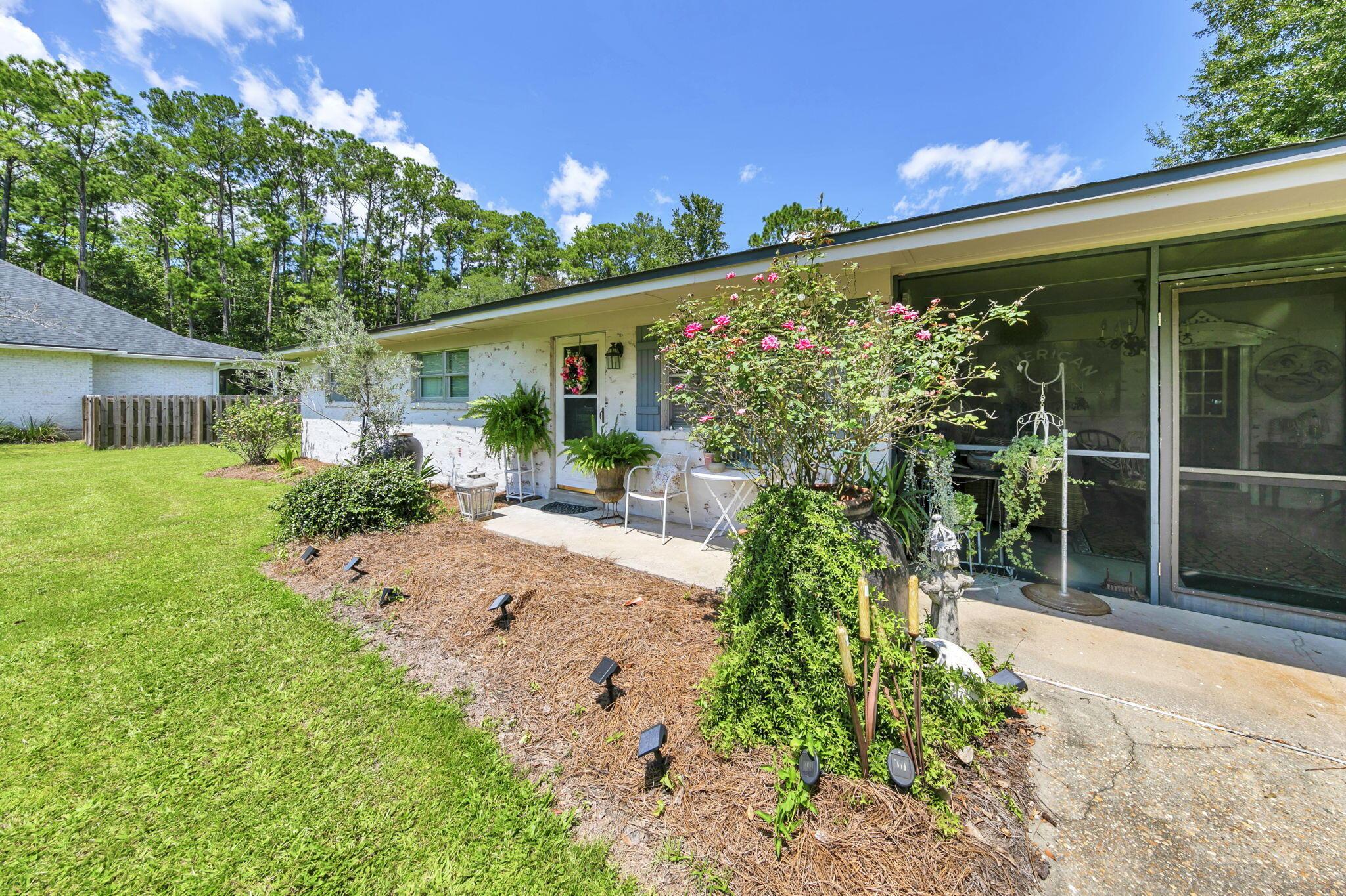 Image 3: 90 Jones Dr.