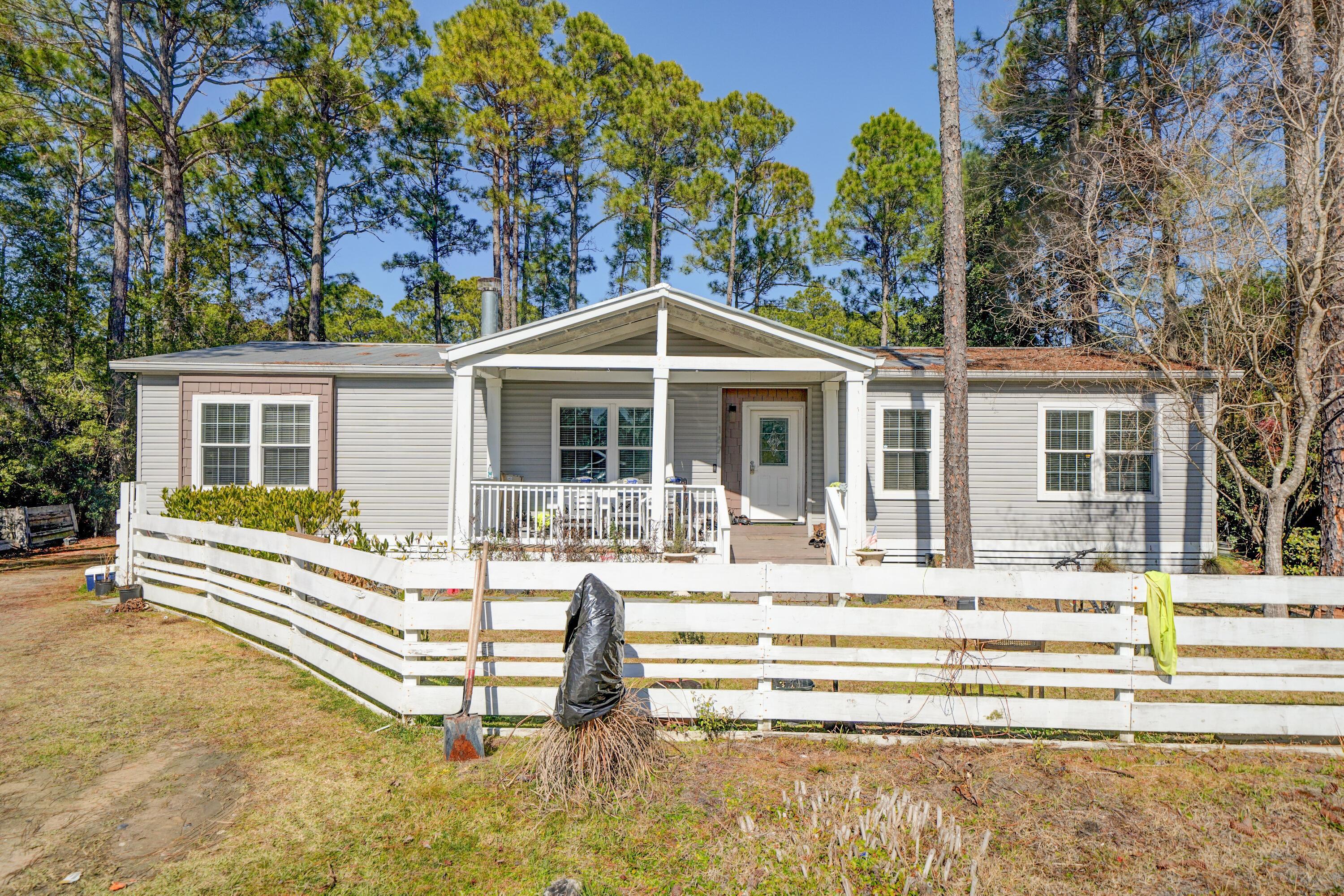 Image 3: Front