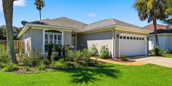 174 Bonaire Boulevard