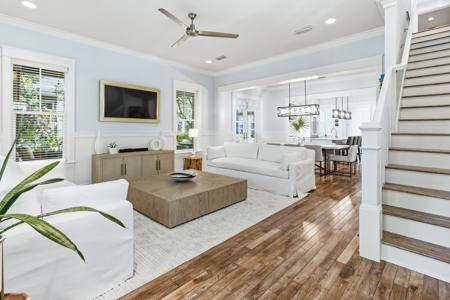 150 E Royal Fern Way