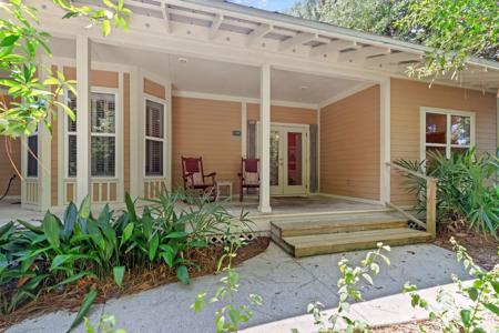 1127 Prestwick Place