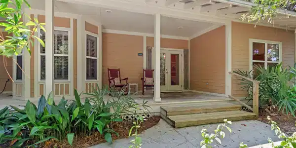 1127 Prestwick Place