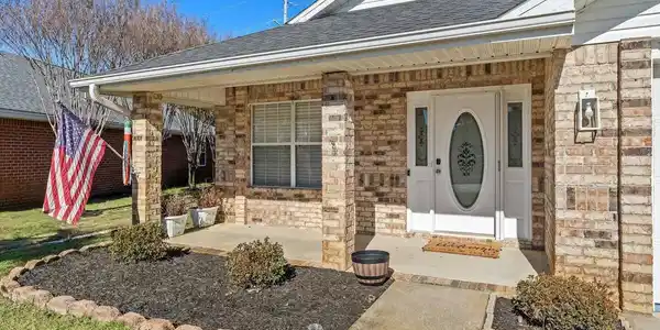 116 Leeward Drive