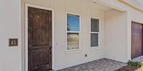 995 Airport Road