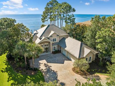 3217 Bay Estates Circle