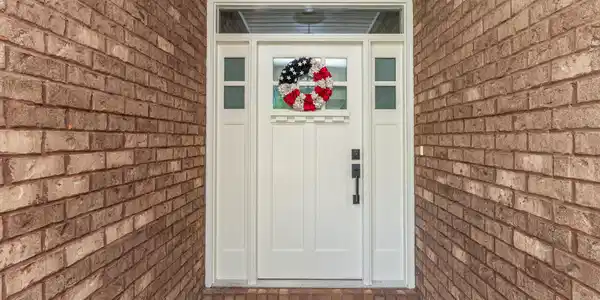 Image 4: Covered Entry
