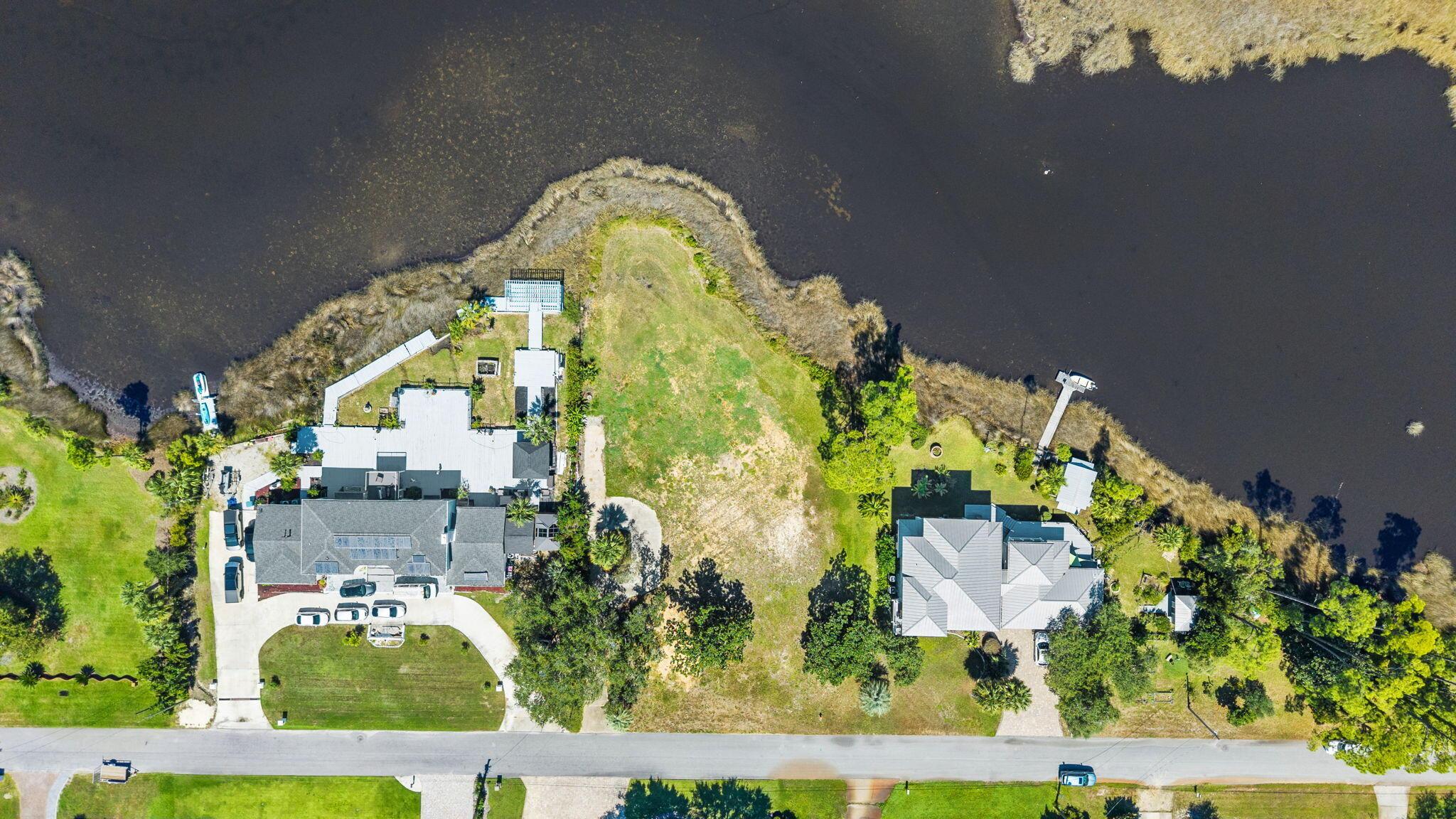Image 1: 1-web-or-mls-DJI_20250927123825_0587_D