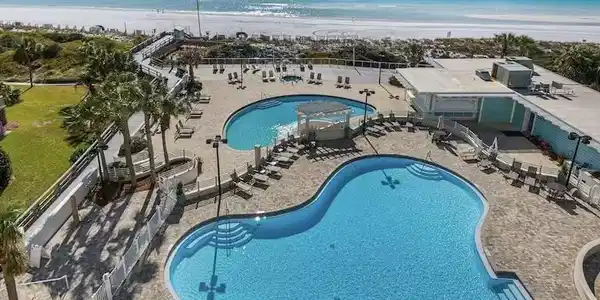 550 TOPS'L Beach Boulevard