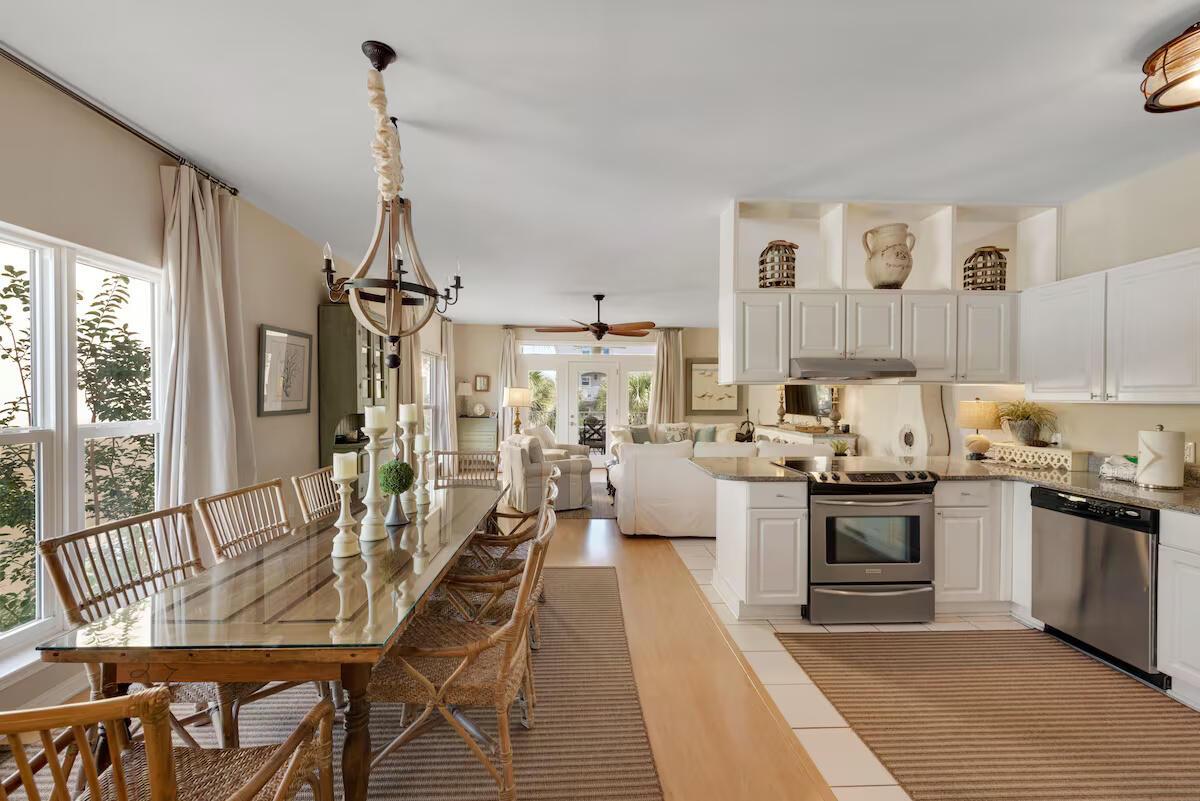 Image 3: OPen Kitchen