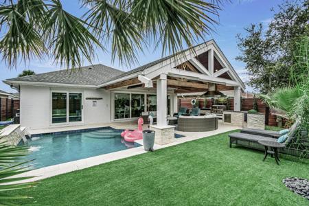 52 Secret Harbor Drive