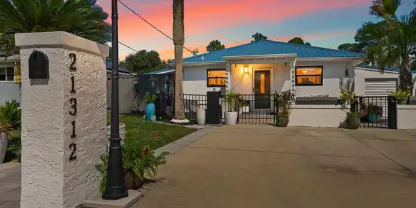 21312 Hilltop Avenue